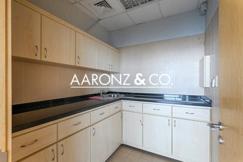 Jumeirah Lake Towers, Dubai, संयुक्त अरब अमीरात में कार्यालय, 96.9 वर्ग मीटर, संख्या 670638 - फ़ोटो 9