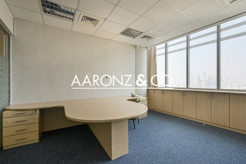 Jumeirah Lake Towers, Dubai, संयुक्त अरब अमीरात में कार्यालय, 96.9 वर्ग मीटर, संख्या 670638 - फ़ोटो 4