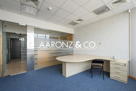 Jumeirah Lake Towers, Dubai, संयुक्त अरब अमीरात में कार्यालय, 96.9 वर्ग मीटर, संख्या 670638 - फ़ोटो 2