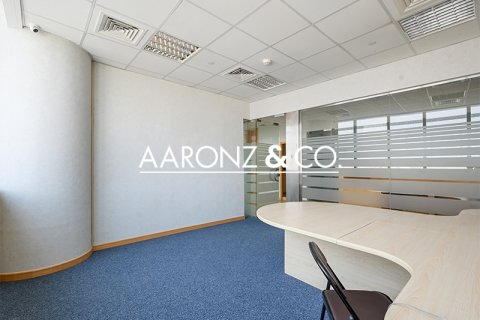 Jumeirah Lake Towers, Dubai, संयुक्त अरब अमीरात में कार्यालय, 96.9 वर्ग मीटर, संख्या 670638 - फ़ोटो 1