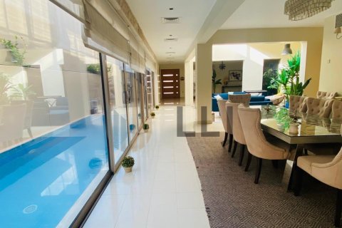 Вилла Al Raha Gardens, Абу-Даби, БАӘ-да 5 жатын бөлмелер, 585.3 м² № 669049 - фото 2