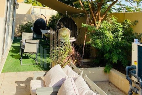 Вилла Al Raha Gardens, Абу-Даби, БАӘ-да 5 жатын бөлмелер, 585.3 м² № 669049 - фото 23