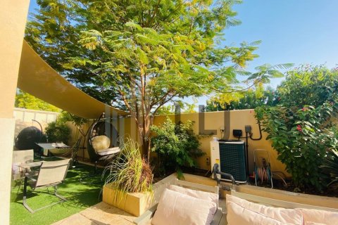 Вилла Al Raha Gardens, Абу-Даби, БАӘ-да 5 жатын бөлмелер, 585.3 м² № 669049 - фото 22