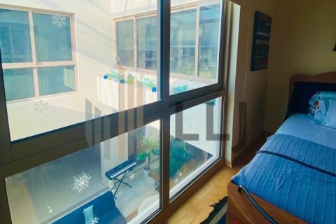 Вилла Al Raha Gardens, Абу-Даби, БАӘ-да 5 жатын бөлмелер, 585.3 м² № 669049 - фото 19