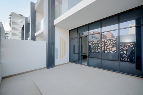 خانه شهری برای اجاره در Masdar City، Abu Dhabi، امارات متحده عربی 3 خوابه ، 187.9 متر مربع ، شماره 669048 - تصویر 19
