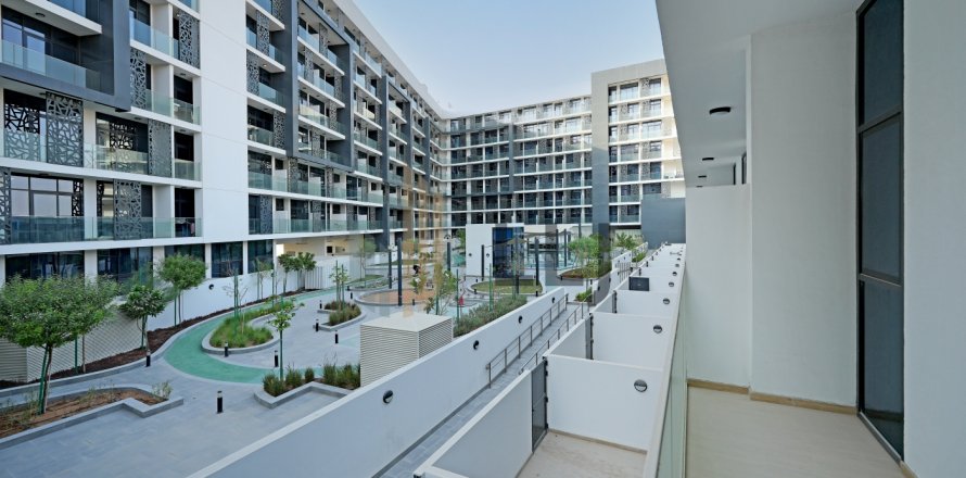 خانه شهری در Masdar City، Abu Dhabi ، امارات متحده عربی 3 خوابه ، 187.9 متر مربع.  شماره 669048