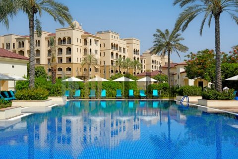 Apartamento en alquiler en Saadiyat Island, Abu Dhabi, EAU 3 dormitorios, 201 m2 № 669047 - foto 2
