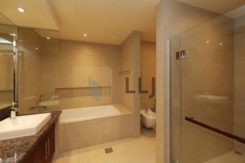 Apartamento en alquiler en Saadiyat Island, Abu Dhabi, EAU 3 dormitorios, 201 m2 № 669047 - foto 14