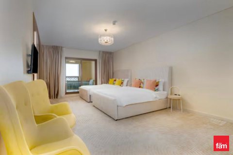 Apartament në Palm Jumeirah, Dubai, Emiratet e Bashkuara Arabe 2 dhoma gjumi, 210.6 m2. № 754952 - Foto 5