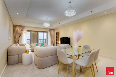 Apartament në Palm Jumeirah, Dubai, Emiratet e Bashkuara Arabe 2 dhoma gjumi, 210.6 m2. № 754952 - Foto 6