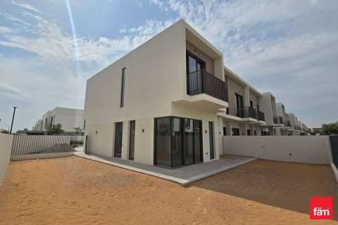Řadový dům v Dubai, SAE 4 ložnice, 309.1 m² Č.: 699842