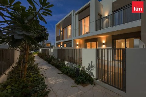 Villa til leje i Tilal Al Ghaf, Dubai, UAE 3 soveværelser, 141.4 kvm № 699840 - foto 18