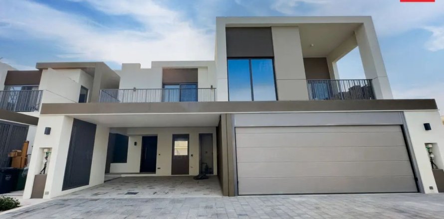 Villa i Tilal Al Ghaf, Dubai, UAE 3 soveværelser, 141.4 kvm № 699840