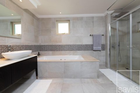 Vilë në Jumeirah Islands, Dubai, Emiratet e Bashkuara Arabe 4 dhoma gjumi, 955 m2. № 635420 - Foto 10