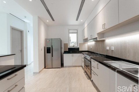 Řadový dům v Dubai Sports City, SAE 4 ložnice, 304 m² Č.: 635421 - fotografie 8