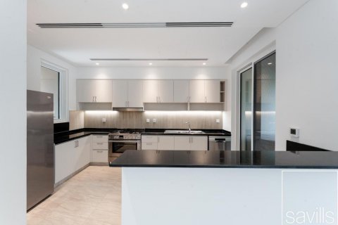 Řadový dům v Dubai Sports City, SAE 4 ložnice, 304 m² Č.: 635421 - fotografie 6