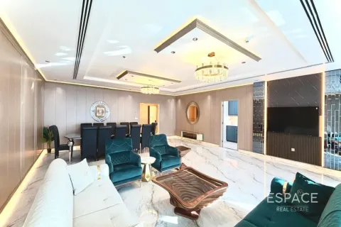 Apartment til leje i Dubai Marina, Dubai, UAE 4 soveværelser, 298 kvm № 738478 - foto 3