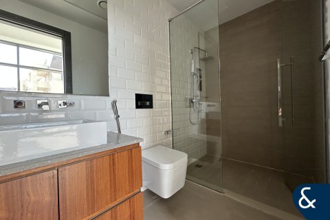 Apartment in Motor City, Dubai, UAE 3 bedrooms, 209 sq.m. № 697775 - photo 14