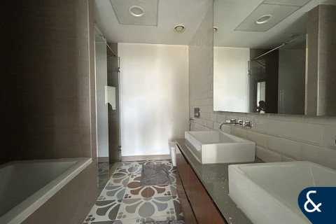 Apartment in Motor City, Dubai, UAE 2 bedrooms, 133 sq.m. № 697776 - photo 12