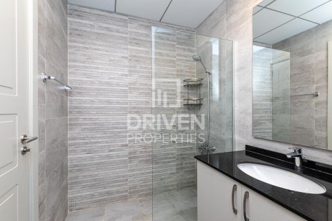 Apartment in Meydan, Dubai, UAE 2 bedrooms, 143 sq.m. № 655067 - photo 17