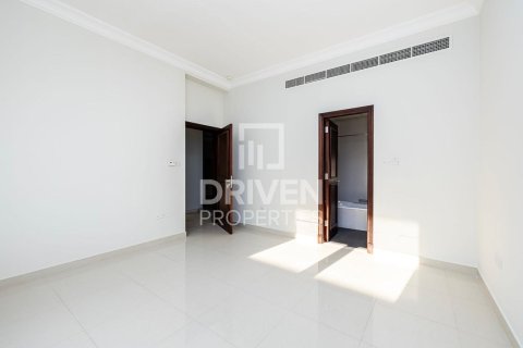 Вилла Дубай, БАӘ-да 5 жатын бөлмелер, 511 м² № 655064 - фото 12