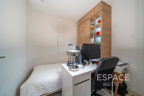 דירה למכירה ב Downtown Dubai (Downtown Burj Dubai), Dubai, איחוד האמירויות  1 חדר שינה, 114 מ"ר, מספר 661027 - תמונה 17