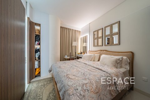 דירה למכירה ב Downtown Dubai (Downtown Burj Dubai), Dubai, איחוד האמירויות  1 חדר שינה, 114 מ"ר, מספר 661027 - תמונה 6