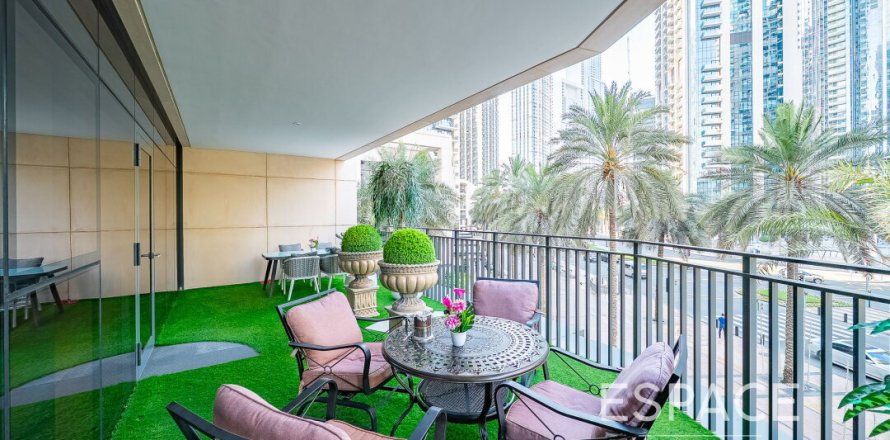 דירה ב Downtown Dubai (Downtown Burj Dubai), Dubai, איחוד האמירויות 1 חדר שינה, 114 מ"ר מספר 661027