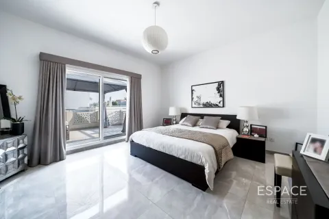 Vila v Meadows, Dubai, SAE 4 ložnice, 748 m² Č.: 661024 - fotografie 14