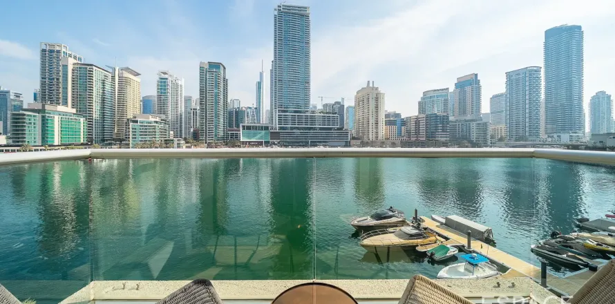 Διαμέρισμα σε Dubai Marina, ΗΑΕ 3 υπνοδωμάτια, 379 τ.μ. Αρ. 661022