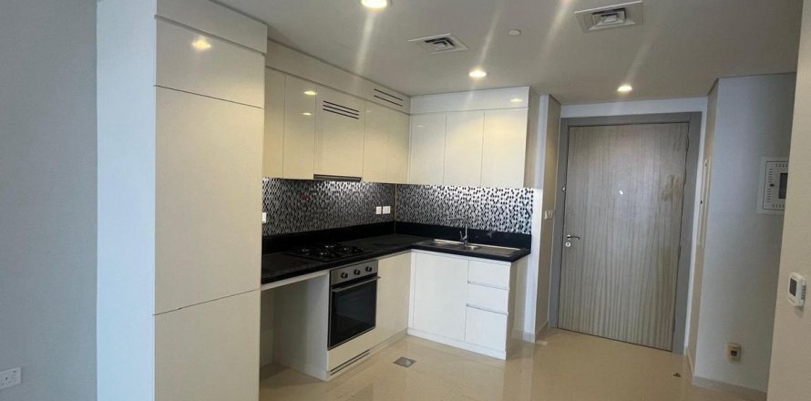 Appartamento a Business Bay, Dubai, EAU 2 camere da letto, 88.5 mq. № 634869