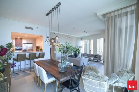 Appartement te huur in Downtown Dubai (Downtown Burj Dubai), Dubai, VAE 3 slaapkamers, 179.6 vr.m., nr 634866 - foto 2