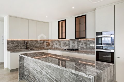 Huoneisto Palm Jumeirah, Dubai, Arabiemiraatit 3 makuuhuonetta, 210 m2 № 758631 - kuva 9
