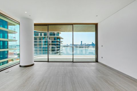 Huoneisto Palm Jumeirah, Dubai, Arabiemiraatit 3 makuuhuonetta, 210 m2 № 758631 - kuva 6