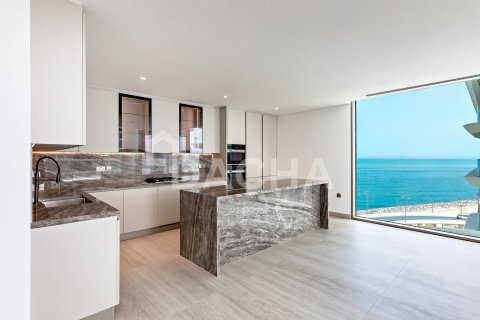 Huoneisto Palm Jumeirah, Dubai, Arabiemiraatit 3 makuuhuonetta, 210 m2 № 758631 - kuva 3
