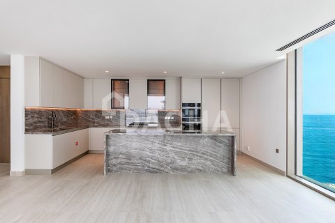 Huoneisto Palm Jumeirah, Dubai, Arabiemiraatit 3 makuuhuonetta, 210 m2 № 758631 - kuva 4