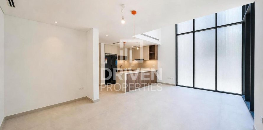 Villetta a schiera a Mudon, Dubai, EAU 4 camere da letto, 294.22 mq. № 754243