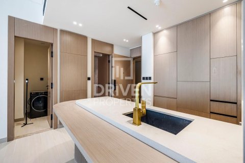 Apartmen di Jumeirah Village Circle, Dubai, UAE 1 bilik tidur, 99.59 meter persegi № 754246 - foto 6