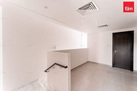 Dubai, BAE’de kiralık sıra ev 3 yatak odası, 204.7 m&sup2; No 760262 - fotoğraf 13