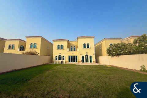 Villa til leie i Jumeirah Park, Dubai, Emiratene 3 soverom, 285 kvm Nr. 668303 - Foto 1