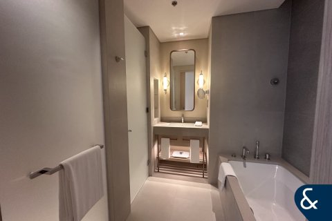 Apartment in Downtown Dubai (Downtown Burj Dubai), UAE 2 bedrooms, 113 sq.m. № 668302 - photo 4