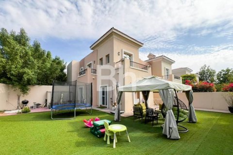 Kamienica na sprzedaż w Arabian Ranches, Dubai, ZEA 3 sypialnie, 253 mkw., nr 643893 - zdjęcie 17