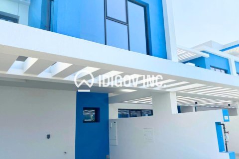 Damac Lagoons, Dubai, UAE의 임대용 타운하우스 침실 5개, 215제곱미터 번호 680700 - 사진 6