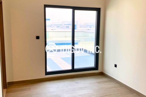 Damac Lagoons, Dubai, UAE의 임대용 타운하우스 침실 5개, 215제곱미터 번호 680700 - 사진 2