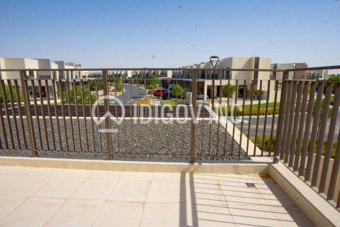 Dubai South (Dubai World Central), Dubai, BAE’de kiralık вилла 3 yatak odası, 130 m&sup2; No 680699 - fotoğraf 3