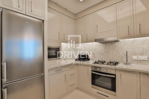 Apartment in Downtown Dubai (Downtown Burj Dubai), Dubai, UAE 1 bedroom, 97.64 sq.m. № 743362 - photo 5