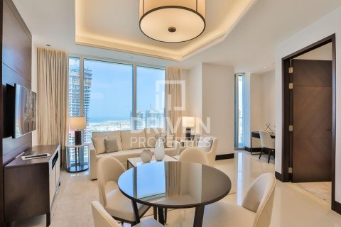 Apartment in Downtown Dubai (Downtown Burj Dubai), Dubai, UAE 1 bedroom, 97.64 sq.m. № 743362 - photo 2