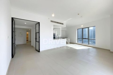 Apartment til salg i Downtown Dubai (Downtown Burj Dubai), Dubai, UAE 2 soveværelser, 154.5 kvm № 743358 - foto 2
