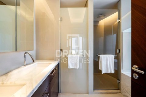 Apartment in Downtown Dubai (Downtown Burj Dubai), Dubai, UAE 3 bedrooms, 187.76 sq.m. № 743356 - photo 14