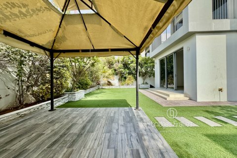 Vila u gradu Dubai Hills Estate, UAE 3 spavaće sobe, 399.7 m2 Br. 669202 - Slika 7